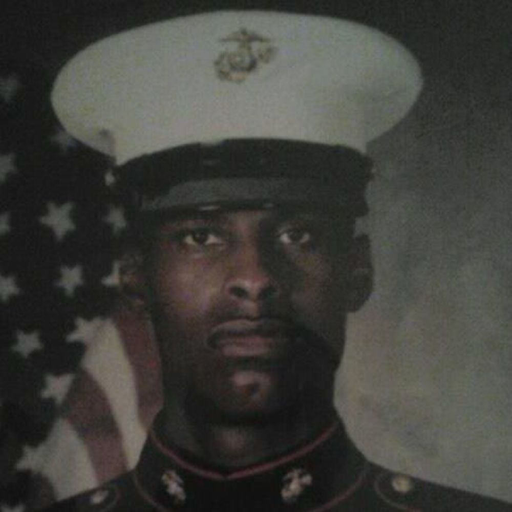 Meet your Posher, Broderick